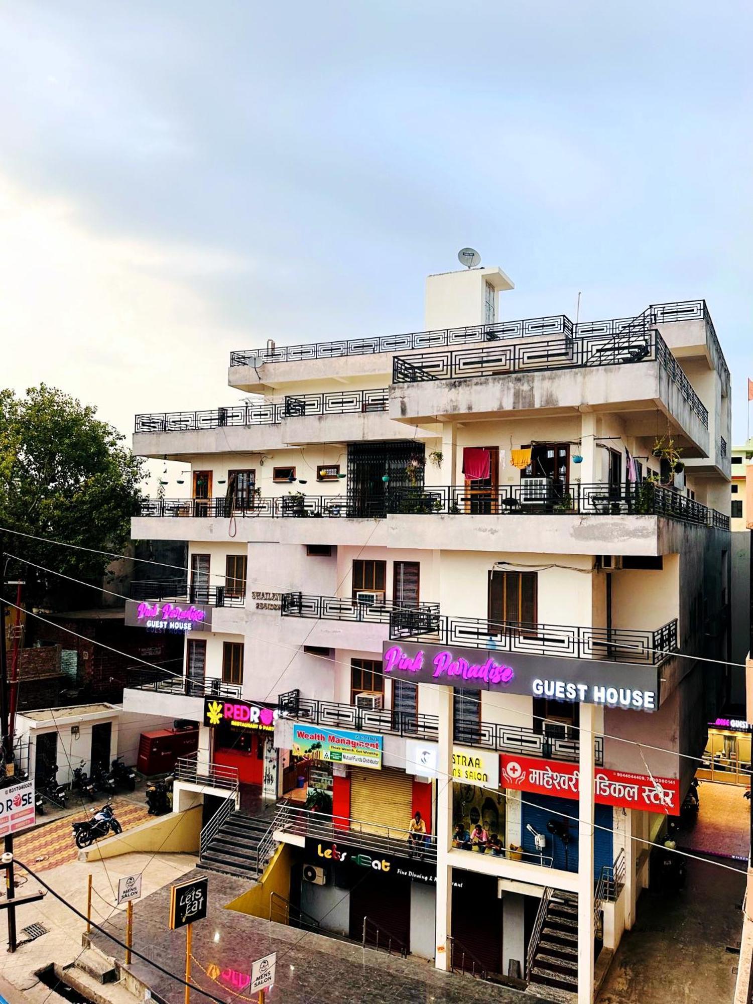 Hotel Pink Paradise Gorakhpur Eksteriør billede